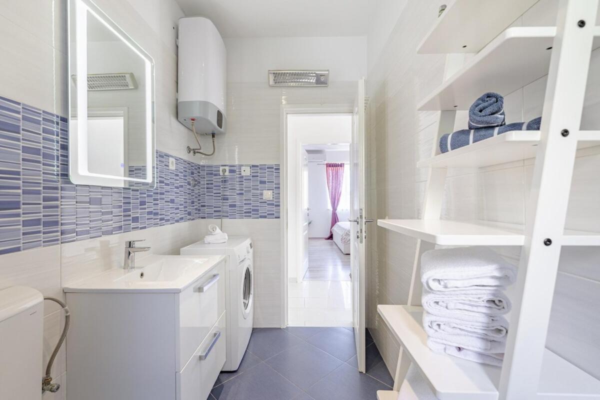 Lu Apartmán
